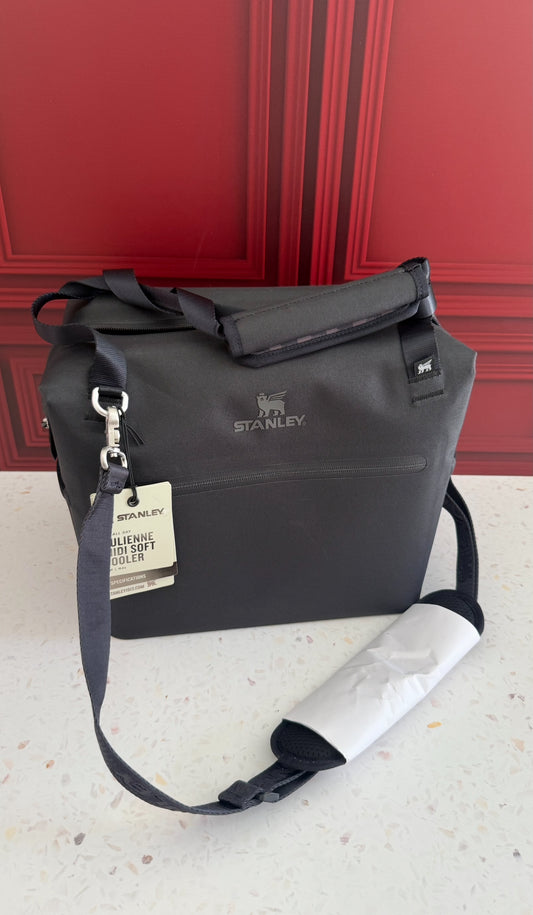 The All Day Julienne Midi Cooler 12 QT 11.3 L - Black